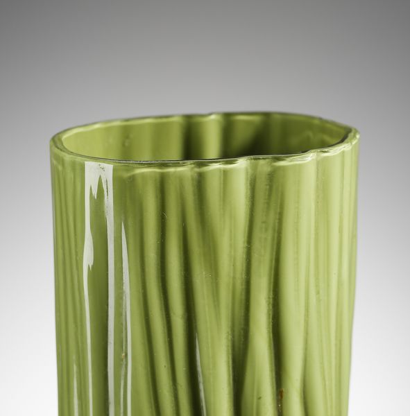 NASON CARLO (n. 1935) : Vaso portafiori S 463 per AV Mazzega, Murano  - Asta Asta 451 | DESIGN E ARTI DECORATIVE DEL NOVECENTO - CERAMICHE e VETRI Online - Associazione Nazionale - Case d'Asta italiane