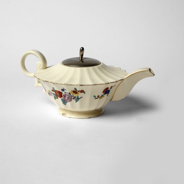 ANDLOVITZ GUIDO (1900 - 1971) : Parte di servizio da th forma Monza con decoro floreale unito a due tazzine e due piattini di altro servizio ma analogo decoro per Societ Ceramica Italiana Laveno, Lavenia  - Asta Asta 451 | DESIGN E ARTI DECORATIVE DEL NOVECENTO - CERAMICHE e VETRI Online - Associazione Nazionale - Case d'Asta italiane