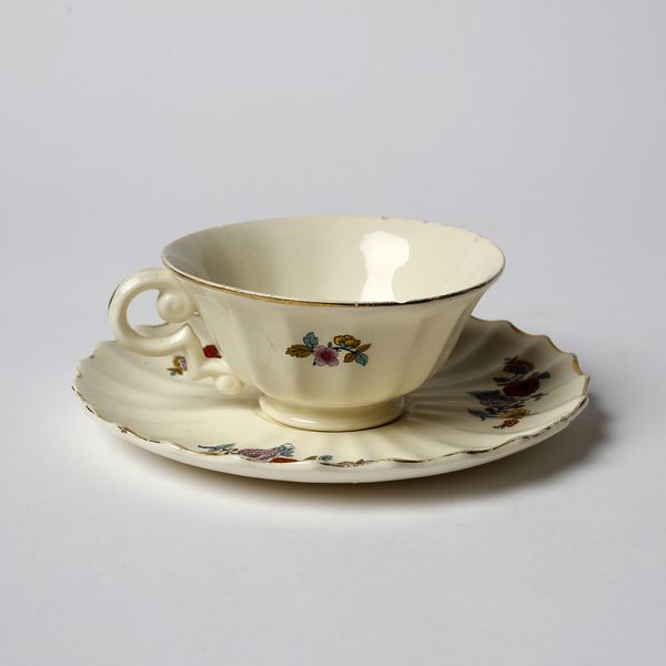 ANDLOVITZ GUIDO (1900 - 1971) : Parte di servizio da th forma Monza con decoro floreale unito a due tazzine e due piattini di altro servizio ma analogo decoro per Societ Ceramica Italiana Laveno, Lavenia  - Asta Asta 451 | DESIGN E ARTI DECORATIVE DEL NOVECENTO - CERAMICHE e VETRI Online - Associazione Nazionale - Case d'Asta italiane