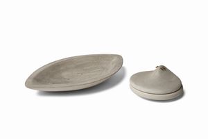 FIOR CANDIDO (1942 - 2021) - Ciotola oblunga a decoro astratto e una scultura composita, Bassano del Grappa