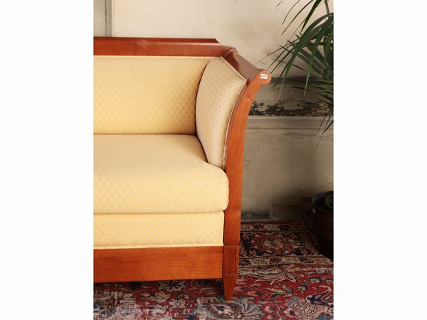 Divano a barca in ciliegio, Morelato  - Asta La casa moderna  - Associazione Nazionale - Case d'Asta italiane