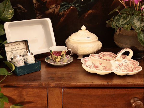 Lotto di accessori per la tavola in ceramica e terraglia  - Asta La casa moderna  - Associazione Nazionale - Case d'Asta italiane