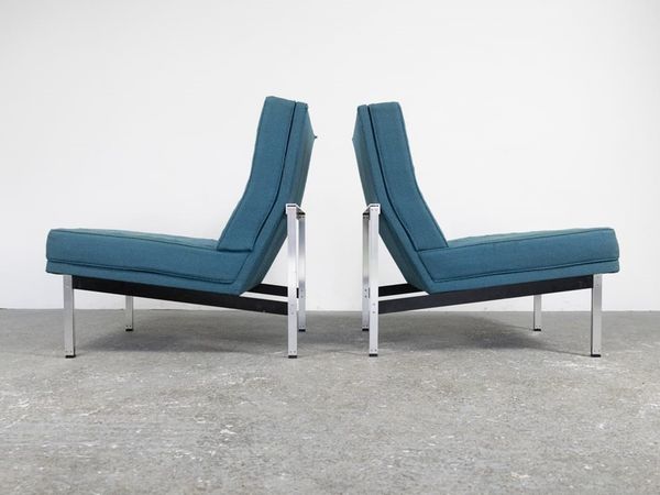 Coppia di poltrone,  di Florence Knoll modello Parallel Bar  - Asta La casa moderna  - Associazione Nazionale - Case d'Asta italiane