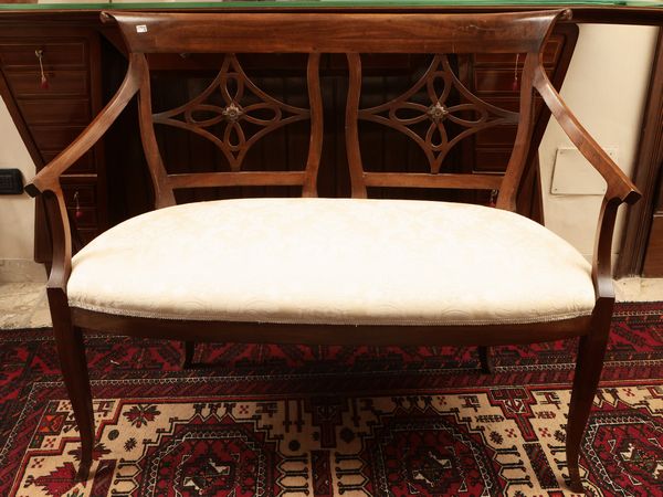 Divanetto a panca in noce  - Asta La casa moderna  - Associazione Nazionale - Case d'Asta italiane