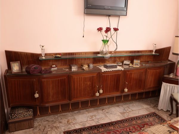 Grande buffet in mogano  - Asta La casa moderna  - Associazione Nazionale - Case d'Asta italiane