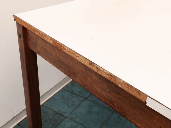 Tavolo da pranzo in laminato, Sergio Cammilli per Poltronova  - Asta La casa moderna  - Associazione Nazionale - Case d'Asta italiane