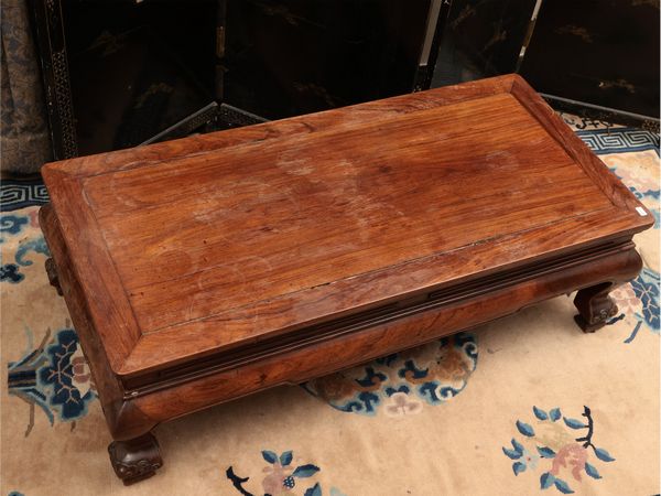 Tavolino basso orientale in tek  - Asta La casa moderna  - Associazione Nazionale - Case d'Asta italiane