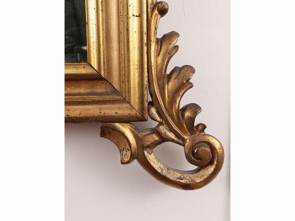 Specchiera in legno intagliato e dorato  - Asta La casa moderna  - Associazione Nazionale - Case d'Asta italiane