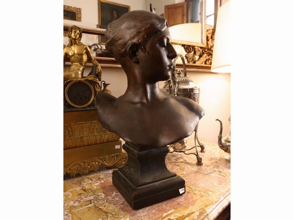 Busto in gesso raffigurante Diana  - Asta La casa moderna  - Associazione Nazionale - Case d'Asta italiane