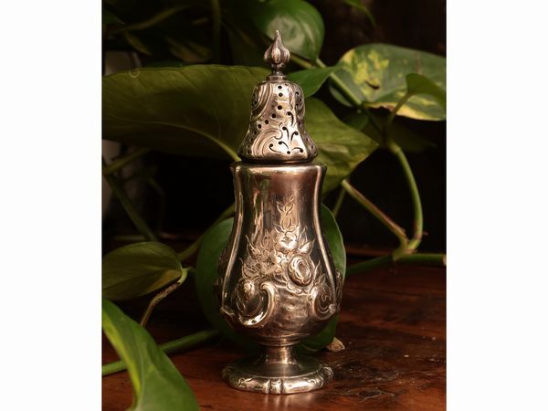 Accessori per la tavola in metallo argentato e cristallo  - Asta La casa moderna  - Associazione Nazionale - Case d'Asta italiane