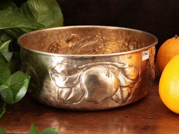 Fruttiera in metallo argentato  - Asta La casa moderna  - Associazione Nazionale - Case d'Asta italiane