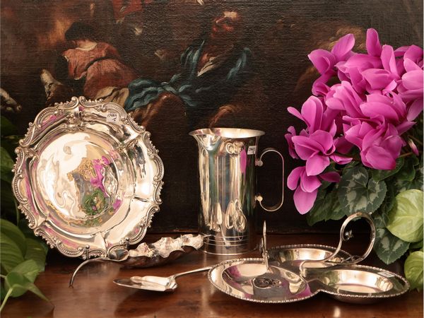 Lotto di accessori per la tavola in metallo argentato  - Asta La casa moderna  - Associazione Nazionale - Case d'Asta italiane