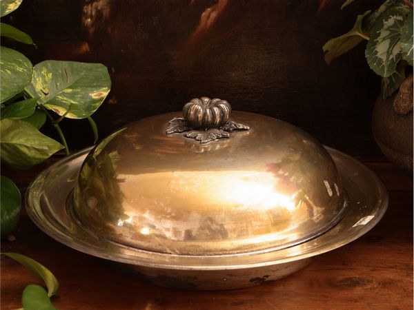 Zuppiera in metallo argentato  - Asta La casa moderna  - Associazione Nazionale - Case d'Asta italiane