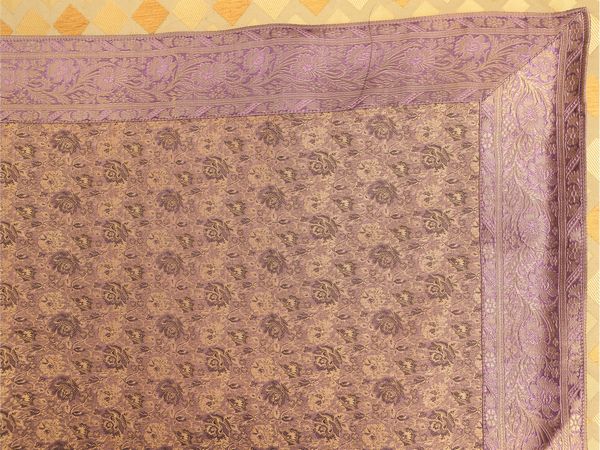 Copriletto in seta damascata  - Asta La casa moderna  - Associazione Nazionale - Case d'Asta italiane