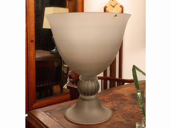 Grande vaso a coppa in vetro grigio satinato, Seguso  - Asta La casa moderna  - Associazione Nazionale - Case d'Asta italiane