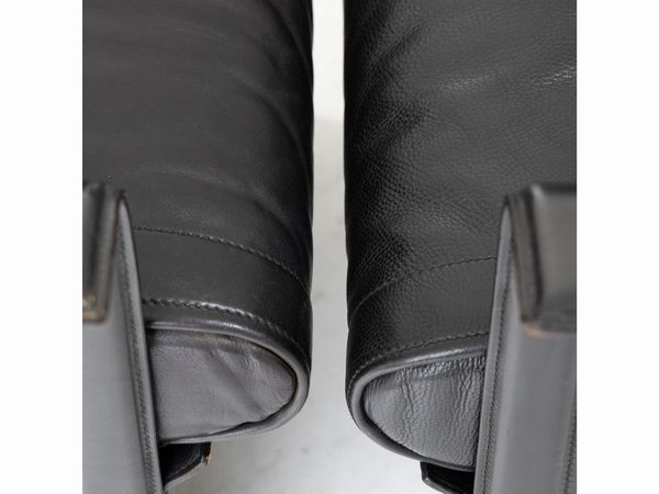 Divanetto e coppia di poltroncine modello Korium Di Tito Agnoli per Matteo Grassi  - Asta La casa moderna  - Associazione Nazionale - Case d'Asta italiane