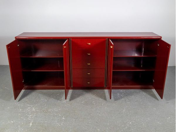 Credenza  laccata rossa  - Asta La casa moderna  - Associazione Nazionale - Case d'Asta italiane