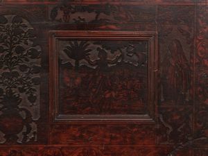 Cassapanca ad urna in noce di gusto eclettico  - Asta La casa moderna  - Associazione Nazionale - Case d'Asta italiane