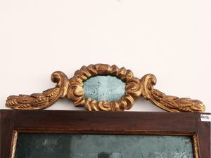 Piccola specchiera in legno tenero e dorato  - Asta La casa moderna  - Associazione Nazionale - Case d'Asta italiane