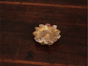 Piccola specchiera in legno intagliato e dorato  - Asta La casa moderna  - Associazione Nazionale - Case d'Asta italiane