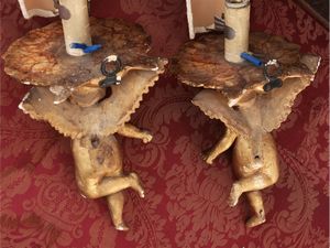 Coppia di piccole mensole in legno intagliato e dorato  - Asta La casa moderna  - Associazione Nazionale - Case d'Asta italiane