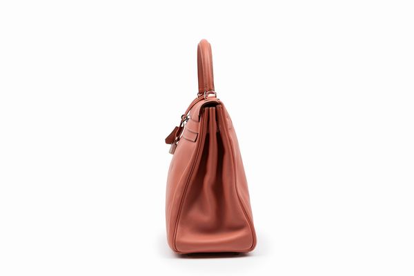 Hermès : Borsa Kelly Retourne 35 cm  - Asta Luxury Fashion - Associazione Nazionale - Case d'Asta italiane