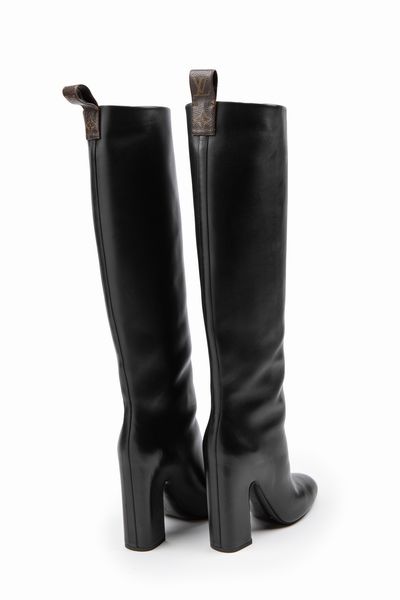 Louis Vuitton : Paio di stivali  - Asta Luxury Fashion - Associazione Nazionale - Case d'Asta italiane