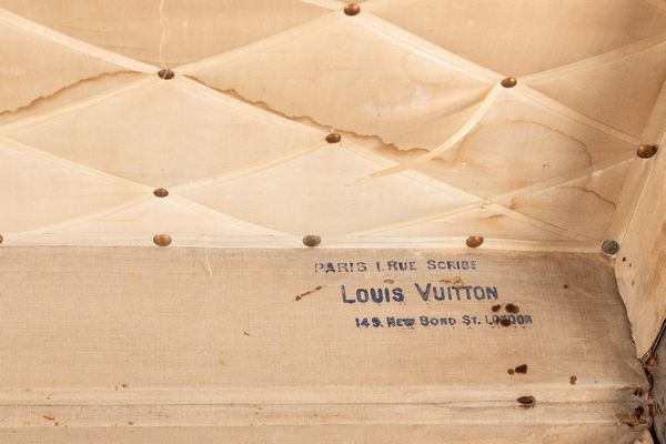 Louis Vuitton : Baule  - Asta Luxury Fashion - Associazione Nazionale - Case d'Asta italiane