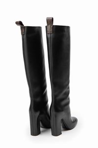 Louis Vuitton : Paio di stivali  - Asta Luxury Fashion - Associazione Nazionale - Case d'Asta italiane