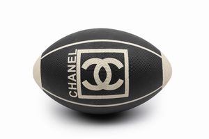 CHANEL - Palla da rugby