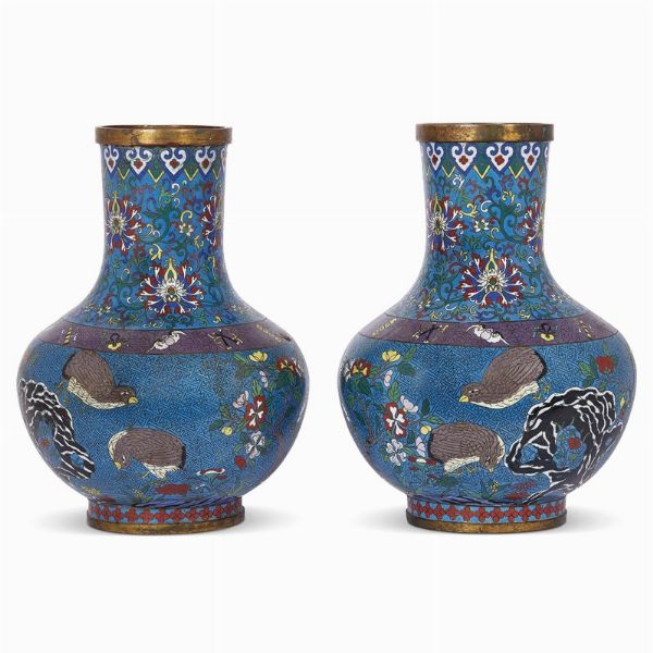 COPPIA DI     VASI, CINA, DINASTIA QING, SEC. XIX-XX  - Asta Arte Orientale 东方艺术 - Associazione Nazionale - Case d'Asta italiane
