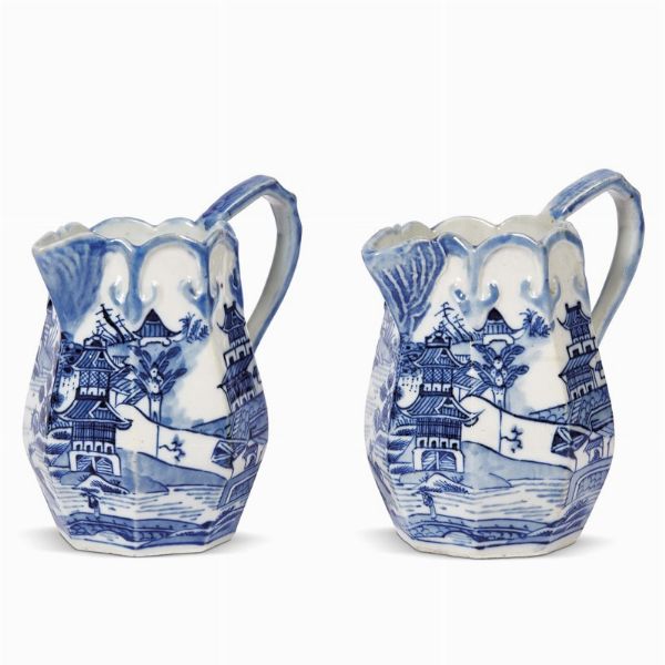 DUE BROCCHE, CINA, DINASTIA QING, SEC. XVIII  - Asta Arte Orientale 东方艺术 - Associazione Nazionale - Case d'Asta italiane