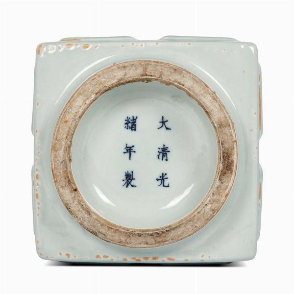 VASO, CINA, DINASTIA QING, SEC. XIX  - Asta Arte Orientale 东方艺术 - Associazione Nazionale - Case d'Asta italiane