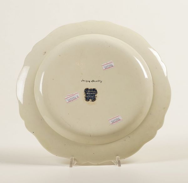 Piatto.<BR>Savona, Manifattura Boselli, 1790-1795 (decorazione).<BR>Wedgwood (terraglia)  - Asta Maioliche e Porcellane da Collezione - Associazione Nazionale - Case d'Asta italiane