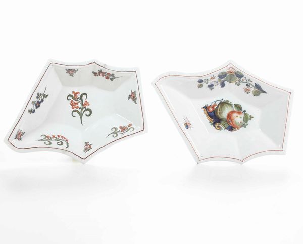 Due vassoietti.<BR>Nove, Manifattura Antonibon, met� del XVIII secolo.  - Asta Maioliche e Porcellane da Collezione - Associazione Nazionale - Case d'Asta italiane