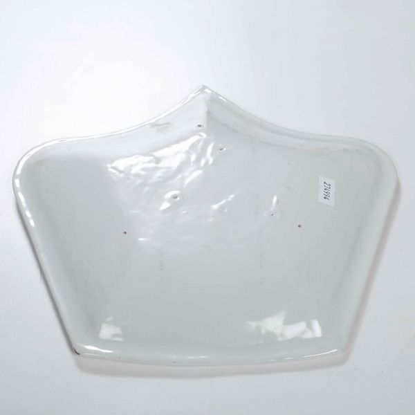 Piccolo vassoio.<BR>Nove, Manifattura Antonibon, 1750-1770 circa.  - Asta Maioliche e Porcellane da Collezione - Associazione Nazionale - Case d'Asta italiane