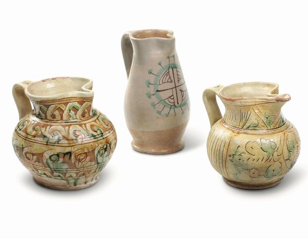 Tre boccali.<BR>Probabilmente Veneto, XIV e XV secolo.<BR>  - Asta Maioliche e Porcellane da Collezione - Associazione Nazionale - Case d'Asta italiane