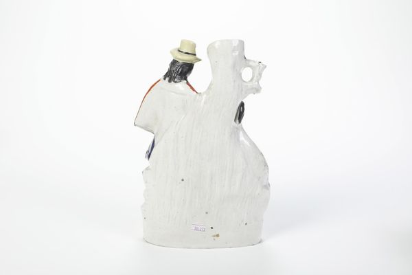 Grande gruppo spill vase con dog tray.<BR>Inghilterra, Staffordshire, periodo vittoriano, XIX secolo.  - Asta Maioliche e Porcellane da Collezione - Associazione Nazionale - Case d'Asta italiane