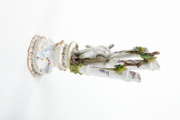 Portafiori.<BR>Nove, Manifattura Antonibon, fine del XIX secolo.  - Asta Maioliche e Porcellane da Collezione - Associazione Nazionale - Case d'Asta italiane