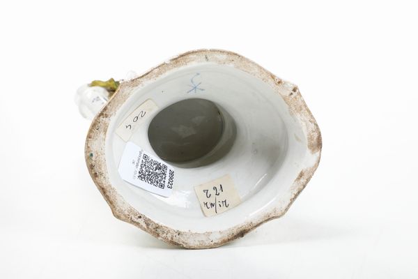 Portafiori.<BR>Nove, Manifattura Antonibon, fine del XIX secolo.  - Asta Maioliche e Porcellane da Collezione - Associazione Nazionale - Case d'Asta italiane