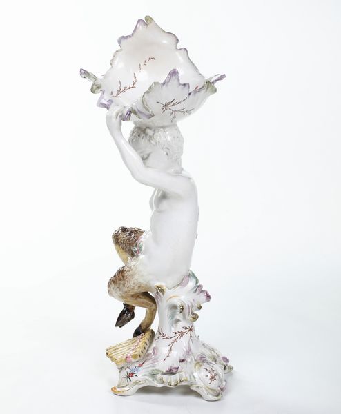 Alzatina.<BR>Nove, Manifattura Antonibon, fine del XIX secolo.  - Asta Maioliche e Porcellane da Collezione - Associazione Nazionale - Case d'Asta italiane