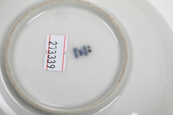 Tazza con piattino.<BR>Zurigo, 1775 circa.  - Asta Maioliche e Porcellane da Collezione - Associazione Nazionale - Case d'Asta italiane