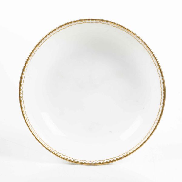 Tazza con piattino.<BR>Francia, Manifattura di S�vres, fine del XVIII secolo.  - Asta Maioliche e Porcellane da Collezione - Associazione Nazionale - Case d'Asta italiane