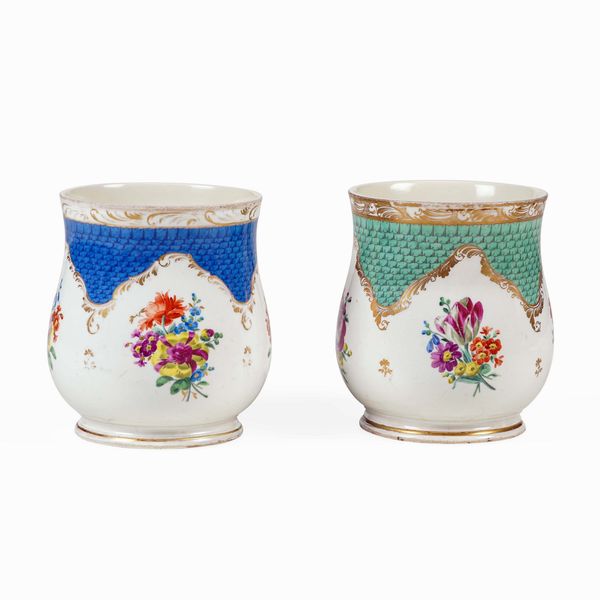 Coppia di vasi.<BR>Vienna, Manifattura imperiale, 1801-1802.  - Asta Maioliche e Porcellane da Collezione - Associazione Nazionale - Case d'Asta italiane