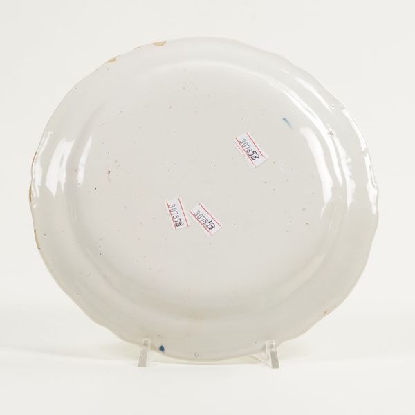 Piatto.<BR>Lodi, Manifattura di Antonio Ferretti, 1770-1780 circa.  - Asta Maioliche e Porcellane da Collezione - Associazione Nazionale - Case d'Asta italiane