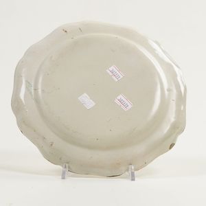 Tre piatti.<BR>Savona, Manifattura Boselli, 1780 circa.  - Asta Maioliche e Porcellane da Collezione - Associazione Nazionale - Case d'Asta italiane