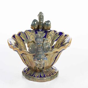 Centrotavola.<BR>Gualdo Tadino, XX secolo.  - Asta Maioliche e Porcellane da Collezione - Associazione Nazionale - Case d'Asta italiane