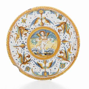 Alzatina.<BR>Deruta, XVII secolo.  - Asta Maioliche e Porcellane da Collezione - Associazione Nazionale - Case d'Asta italiane