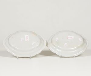 Coppia di vassoietti.<BR>Faenza, Manifattura Ferniani, ultimo quarto del XVIII secolo.  - Asta Maioliche e Porcellane da Collezione - Associazione Nazionale - Case d'Asta italiane