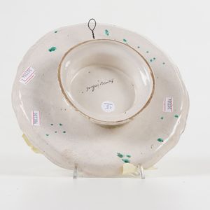 Sottocoppa.<BR>Savona, Manifattura Boselli, 1780-1785 circa.  - Asta Maioliche e Porcellane da Collezione - Associazione Nazionale - Case d'Asta italiane